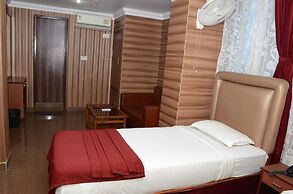 Hotel Raj Palace