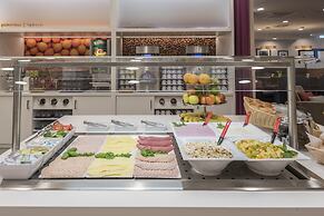 Hampton by Hilton Munich City West