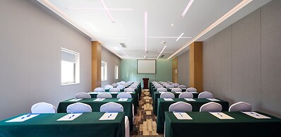 Holiday Inn Express Shaoxing Paojiang by IHG