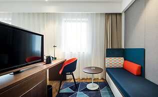 Holiday Inn Express Shaoxing Paojiang by IHG