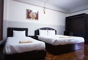 Puangpech Hotel