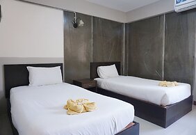 Puangpech Hotel