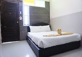 Puangpech Hotel