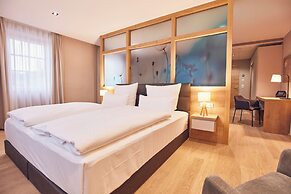 Seehotel Maria Laach