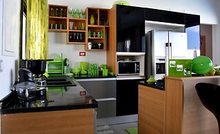 Limo's House