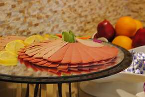 Diwan Residence Hotel Alnaeem