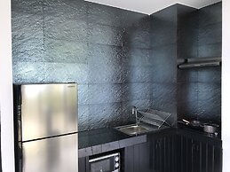 Lennon Maison