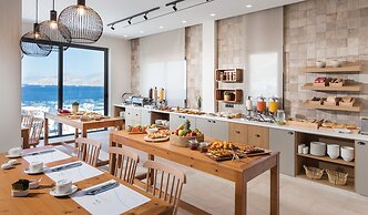 Carian Hotel