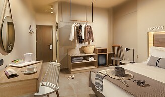 Carian Hotel