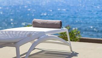 Carian Hotel