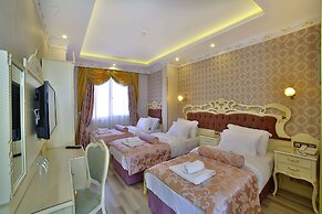 Nayla Palace Hotel