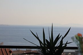Nayla Palace Hotel