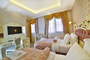 Nayla Palace Hotel