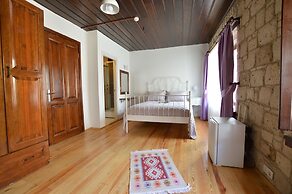 Alayaz Hotel