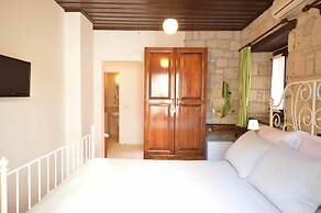 Alayaz Hotel