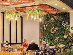 Civilize Hotel
