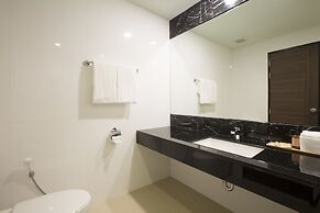 Civilize Hotel
