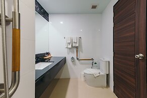 Civilize Hotel