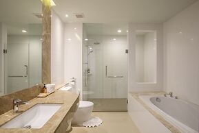 Civilize Hotel