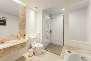 Civilize Hotel