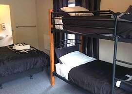 Tombstone Motel, Lodge & Backpackers