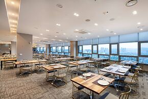 Ramada Encore by Wyndham CheonAn