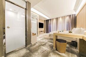 HOTEL OSCAR