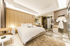 HOTEL OSCAR