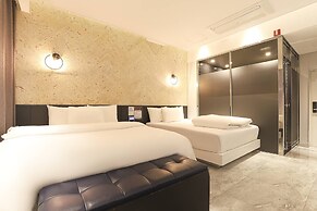 HOTEL OSCAR