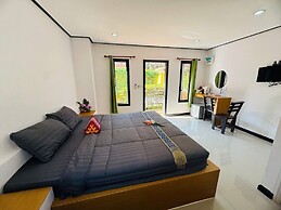 Kanyaphat Gardenview Resort