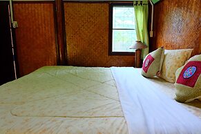 Malee's Nature Lovers Bungalows