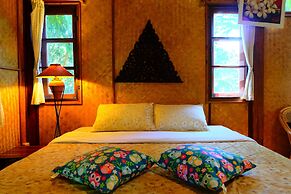 Malee's Nature Lovers Bungalows