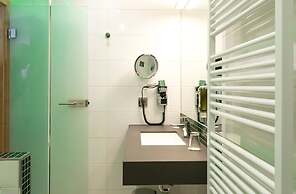Hotel Holl