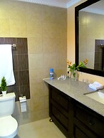 Venezia Suites Resort