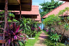 Bangrak Pier Bungalow