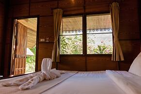 Bangrak Pier Bungalow
