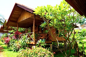 Bangrak Pier Bungalow