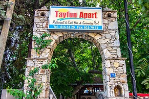 Tayfun Apart
