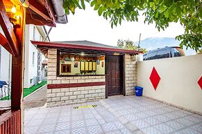 Tayfun Apart