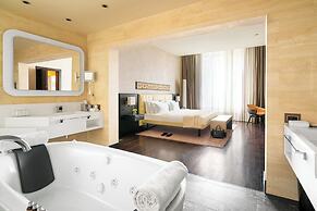 BERD'S Hotel