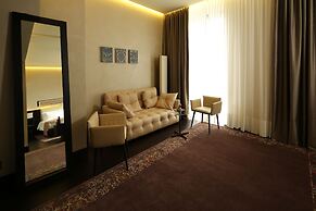 BERD'S Hotel