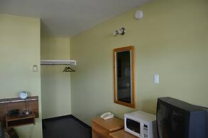 Coachman Inn