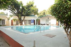 Corbett Paradiso by ILILA