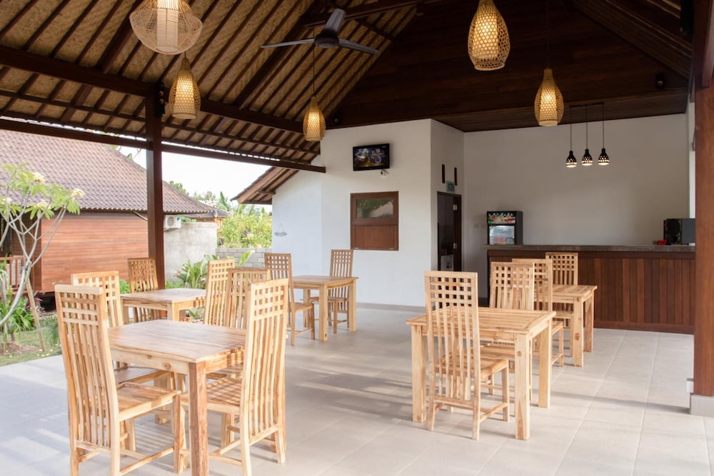 The Niti Hut's