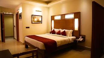 Inderlok Hotel