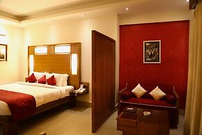 Inderlok Hotel