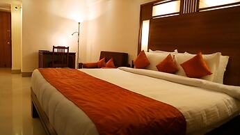 Inderlok Hotel