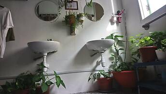 Stay With Me Capsules Hostel