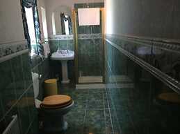 Broom Lodge
