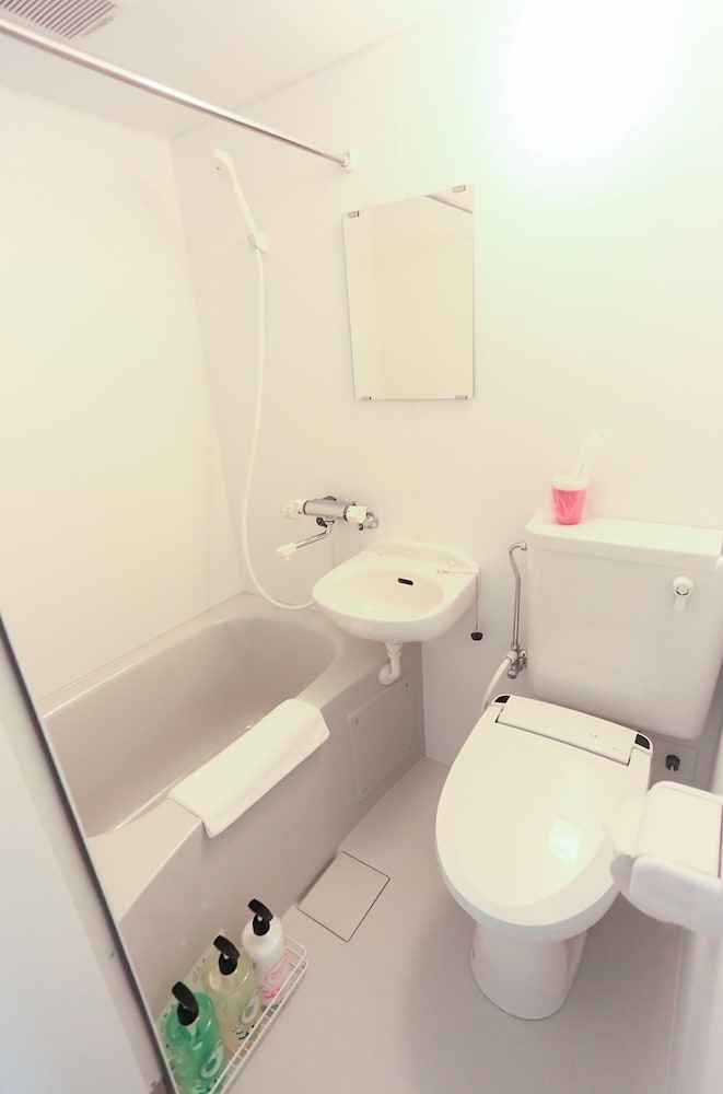 coins hostel tenjin